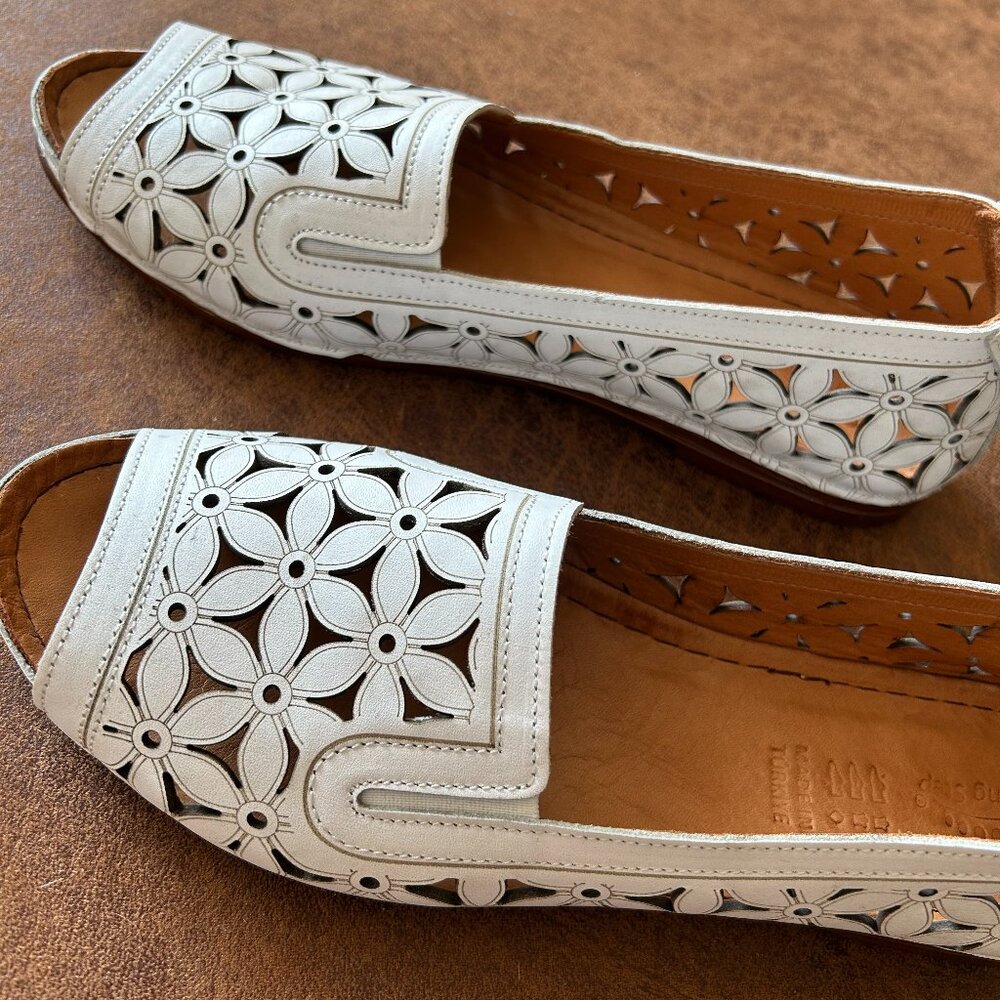 Spring Step Flowerpeep Leather Shoes